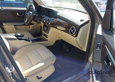 2013 Mercedes-Benz Glk 350 z USA, uszkodzony, nr VIN WDCGG5HB7DG004440